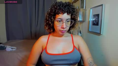 Snapshot of melaniacosta chatting on June 11, 12:43 am melani online show from June 11, 12:43 am