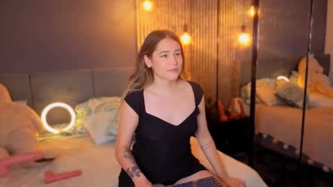 Melanie Baez online show from October 15, 9:48 pm