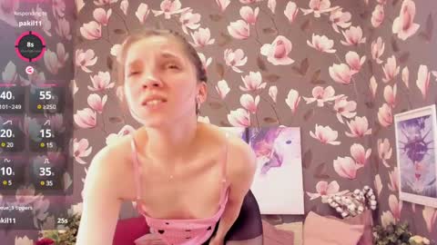 Melanie online show from February 21, 4:37 pm