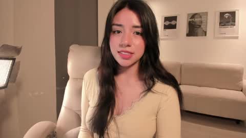 Melanie online show from April 25, 12:57 am