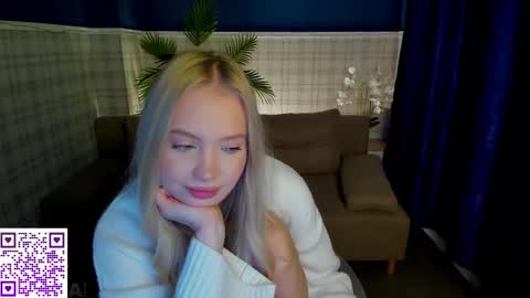 Snapshot of melanie_ryer chatting on September 28, 12:05 am Melanie online show from September 28, 12:05 am