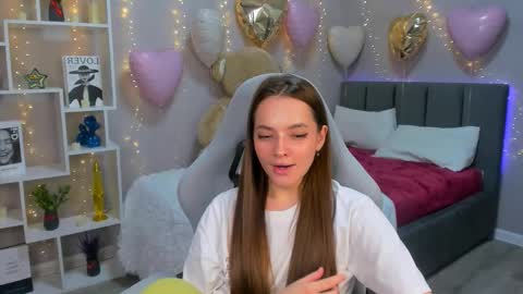MelanieAlves online show from February 13, 11:23 pm