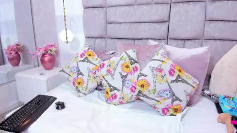 melaniee_joness online show from June 26, 5:39 pm