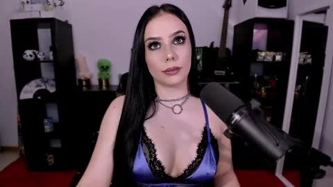 Snapshot of melanielipps chatting on March 3, 4:35 pm Melanie online show from March 3, 4:35 pm