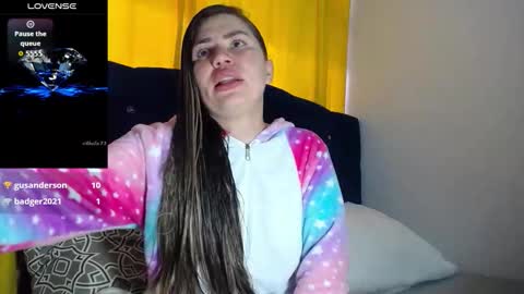 Melanie Parker online show from November 13, 7:57 pm