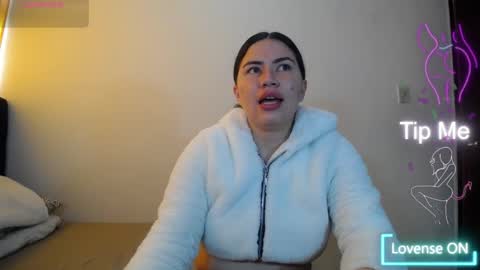 Melanie Parker online show from March 26, 12:55 pm