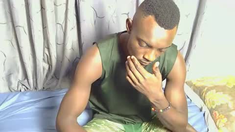 Snapshot of melanin_blackboy22 chatting on March 25, 10:54 am melanin_blackboy22 online show from March 25, 10:54 am