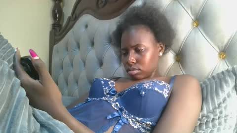 melaninblue online show from February 4, 6:36 pm