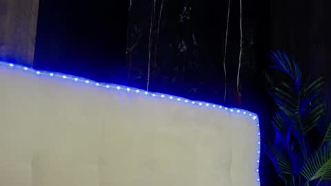 melanniebrown online show from February 15, 5:04 am