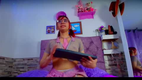 Melanny taylor online show from November 10, 10:42 pm