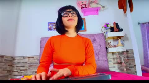 Melanny taylor online show from November 29, 10:02 pm