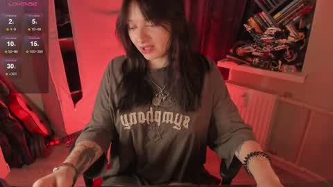 Ash online show from July 24, 8:18 pm