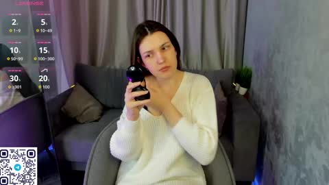 Snapshot of melany_jass chatting on March 15, 1:44 am Melany online show from March 15, 1:44 am