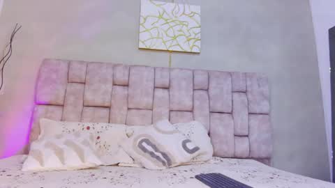 Snapshot of melanystone_ chatting on May 20, 11:49 am Melany online show from May 20, 11:49 am