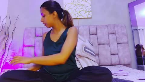Snapshot of melanystone_ chatting on June 2, 1:13 pm Melany online show from June 2, 1:13 pm