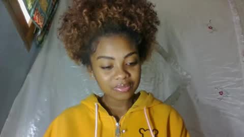 meliana98 online show from October 18, 11:44 am