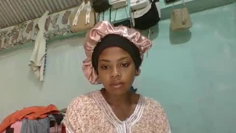 meliana98 online show from December 17, 5:35 am