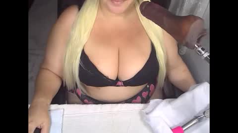 alissaalissa0818 online show from March 20, 2:38 am