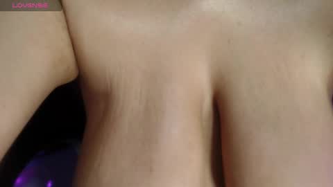 Snapshot of melisa23_ chatting on February 27, 7:37 pm melisa23_ online show from February 27, 7:37 pm