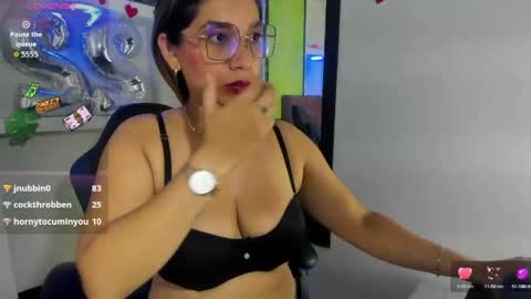 Snapshot of melisa_14 chatting on April 18, 7:58 pm Melisa online show from April 18, 7:58 pm