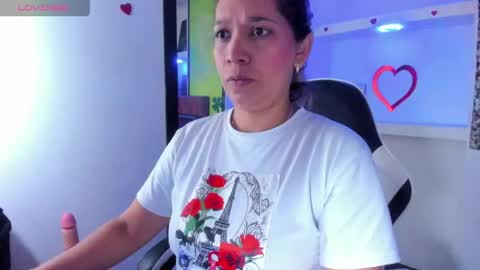 Snapshot of melisa_14 chatting on May 8, 12:43 pm Melisa online show from May 8, 12:43 pm