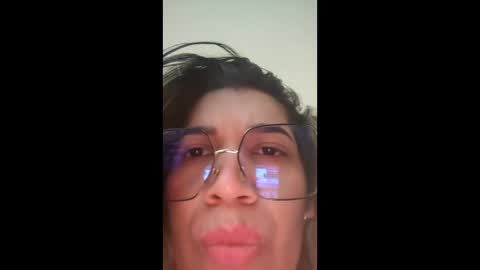 Snapshot of melisa_14 chatting on May 9, 11:15 am Melisa online show from May 9, 11:15 am