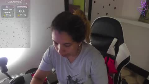 Snapshot of melisa_14 chatting on May 20, 12:22 pm Melisa online show from May 20, 12:22 pm