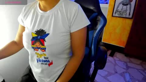 Snapshot of melisa_14 chatting on May 24, 12:10 pm Melisa online show from May 24, 12:10 pm