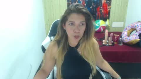 Snapshot of melisa_14 chatting on July 28, 5:23 pm Melisa online show from July 28, 5:23 pm