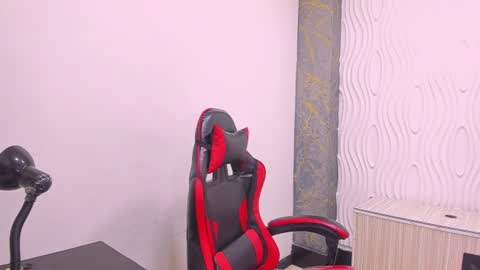 Snapshot of melisa_14 chatting on August 1, 5:45 pm Melisa online show from August 1, 5:45 pm