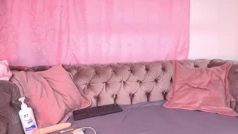 Snapshot of melisa_gv_ chatting on February 25, 6:50 pm melisa_gv_ online show from February 25, 6:50 pm