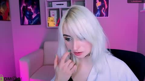 Melisa online show from November 9, 9:24 pm