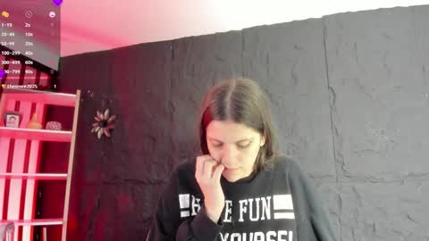 Snapshot of melisabostton_ chatting on February 2, 3:11 pm Melissa online show from February 2, 3:11 pm