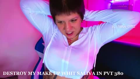 Lissa  online show from October 9, 11:08 am