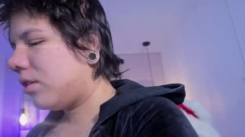 Lissa  online show from December 1, 11:15 am