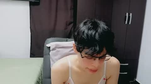 Snapshot of melissa_and_dany chatting on July 9, 11:09 pm Melissas Corner online show from July 9, 11:09 pm