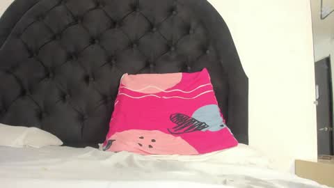 Snapshot of melissa_ebony_ chatting on April 27, 9:57 pm Melissa E. online show from April 27, 9:57 pm