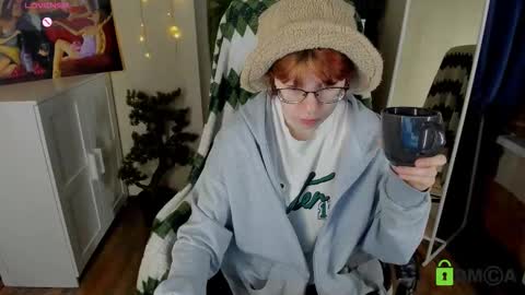 Melissa online show from November 25, 9:15 pm