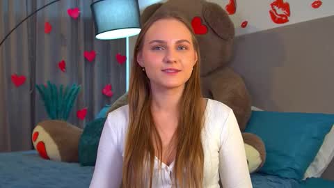 MelissaBerry online show from February 27, 8:36 am