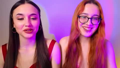 Mel online show from November 25, 4:51 pm