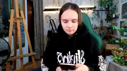 melissaravel online show from April 19, 4:39 pm