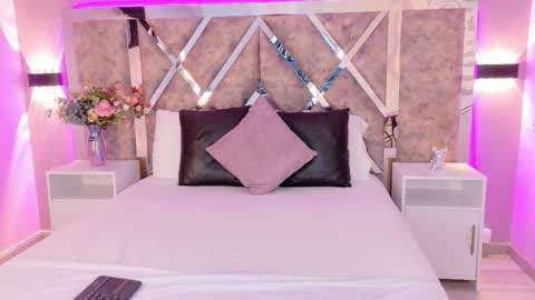   online show from January 16, 11:25 am