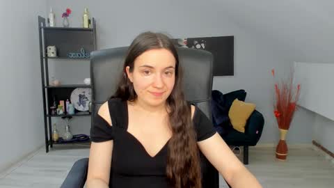 melissawiliam online show from March 25, 12:00 pm