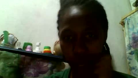 mella395695 online show from May 26, 10:33 am