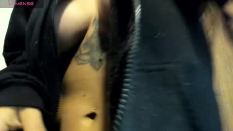 mellanie online show from February 3, 9:58 am