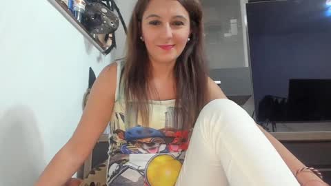 MellyMell  online show from November 3, 7:48 pm