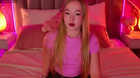 Mellisa online show from September 19, 4:18 pm