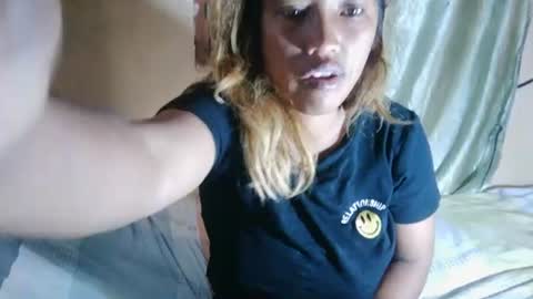 Snapshot of mellissia02 chatting on June 14, 3:41 am mellissa online show from June 14, 3:41 am