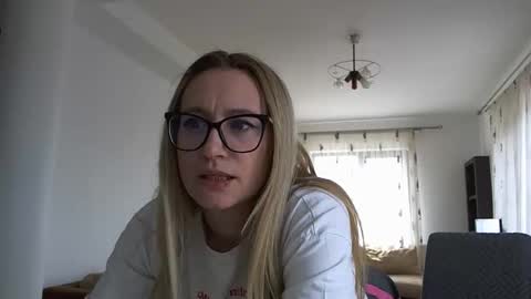 Melly online show from March 21, 11:48 am