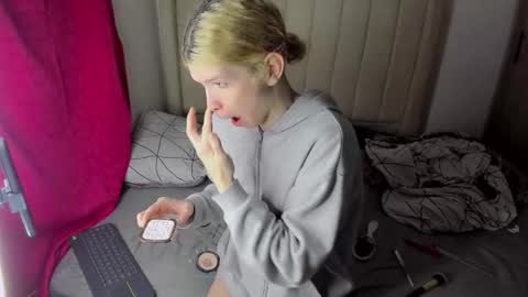 Melo online show from October 20, 7:31 am